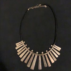 Silpada “nod to mod” necklace